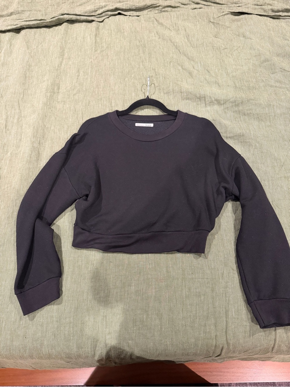 Reformation Black Crewneck Cropped Sweater